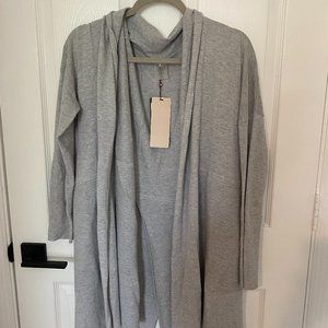 Calia By Carrie Underwood Cardigan Size Medium NWT
